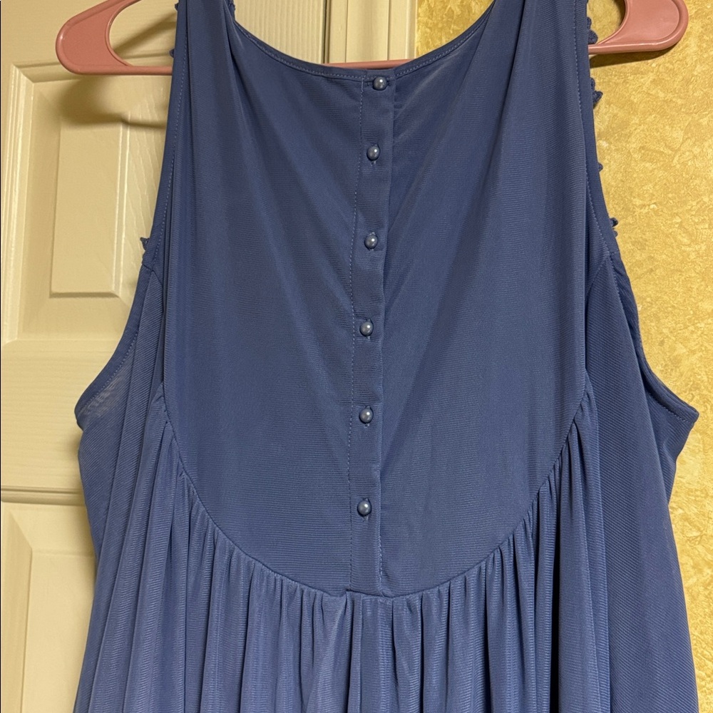 Elegant Blue Lace Blouse - Picture 3 of 3
